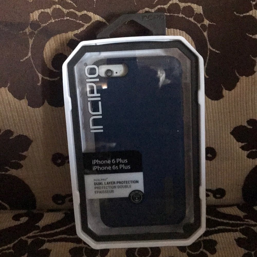 Brand new in box Incipio iPhone case 6/6s Navy